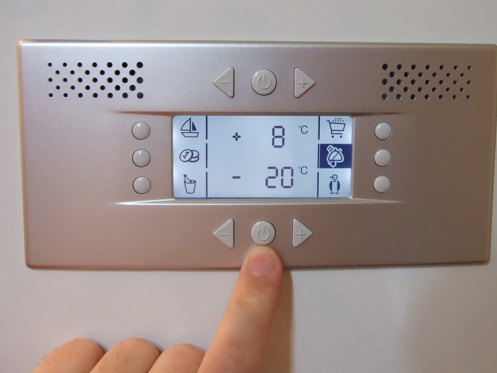 Регулировка температуры в холодильнике